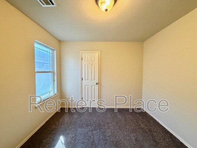 Building Photo - 14308 E 112th Pl N