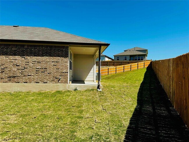 Building Photo - 152 Docile Lp