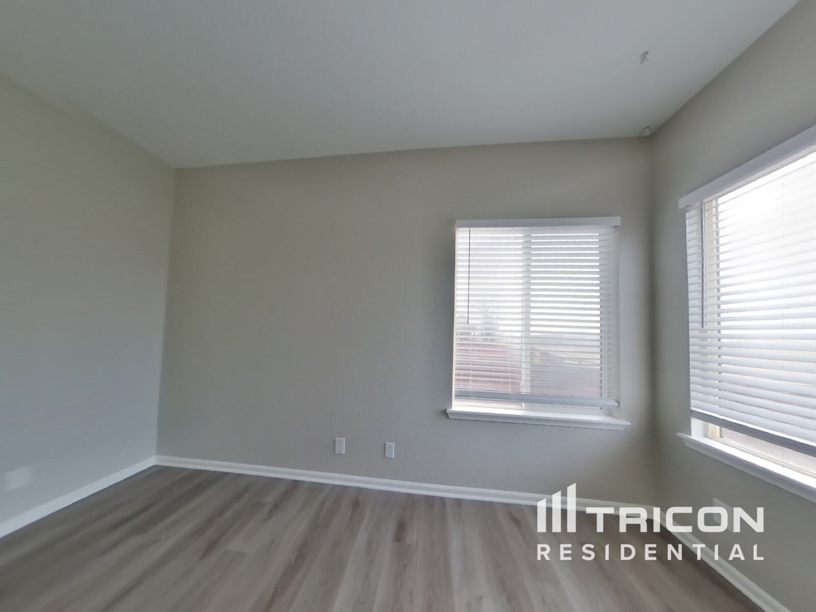 Building Photo - 9638 Lansing Cir