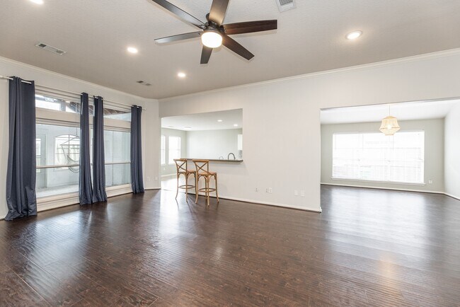 Building Photo - 21403 Hadrian Dr