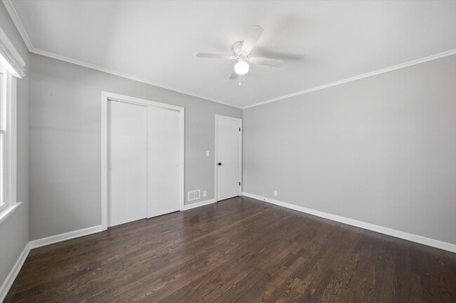 Building Photo - 1349 Perry St