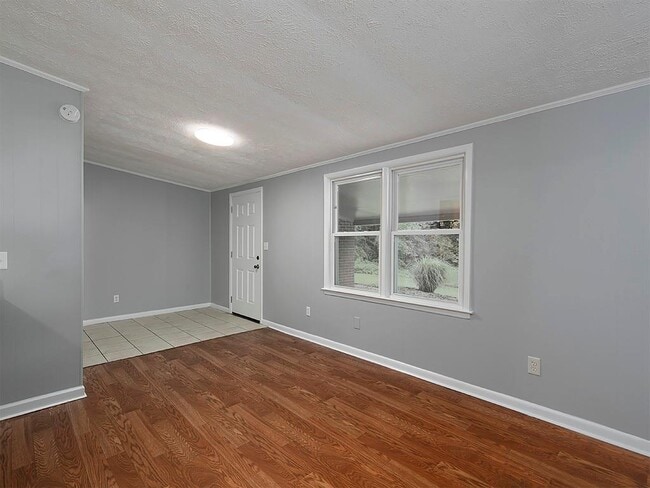 Building Photo - 2123 Hanfred Ct