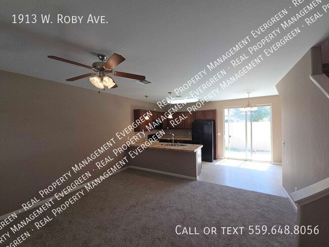 Building Photo - 1913 W Roby Ave