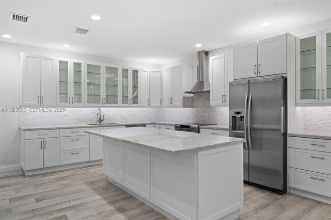 Building Photo - 1240 Weeping Willow Way