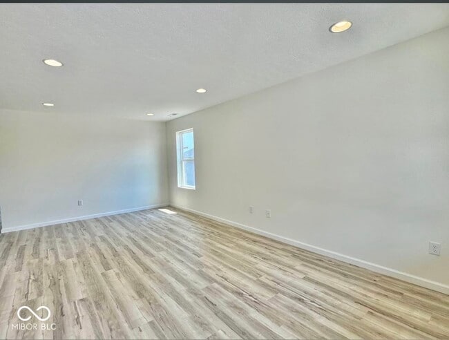 Building Photo - 1162 Avenue D St
