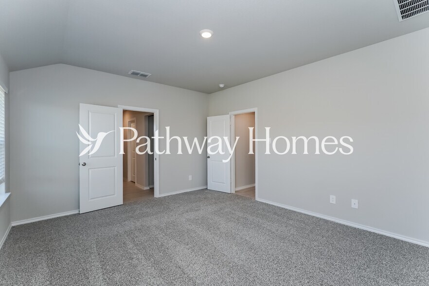 Building Photo - 8432 Hollymead Ln