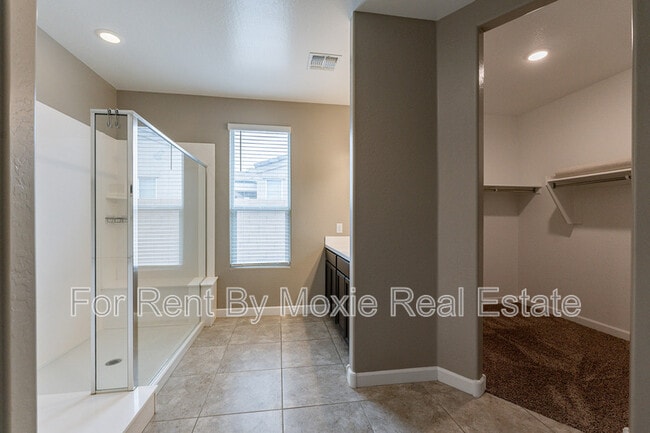 Building Photo - 8499 W Sonoma Way
