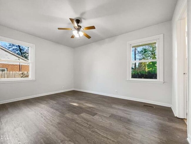 Building Photo - 5030 Chesapeake Rd