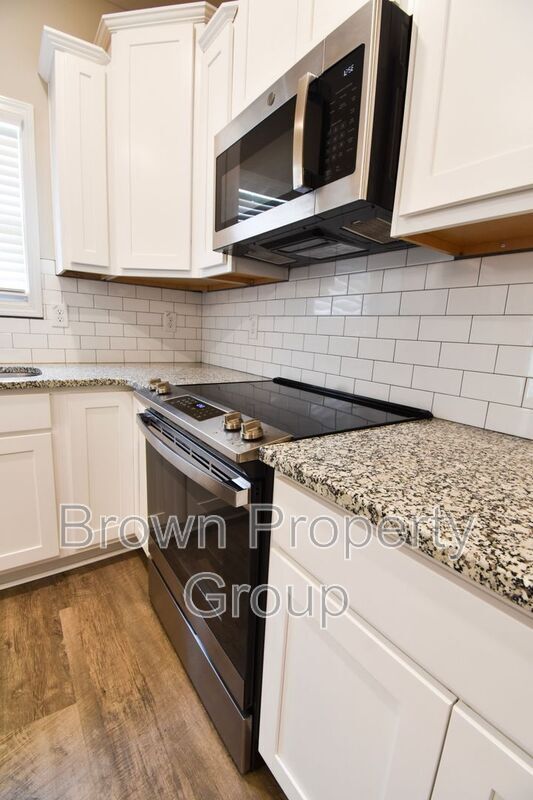Building Photo - 538 Kivett Ct