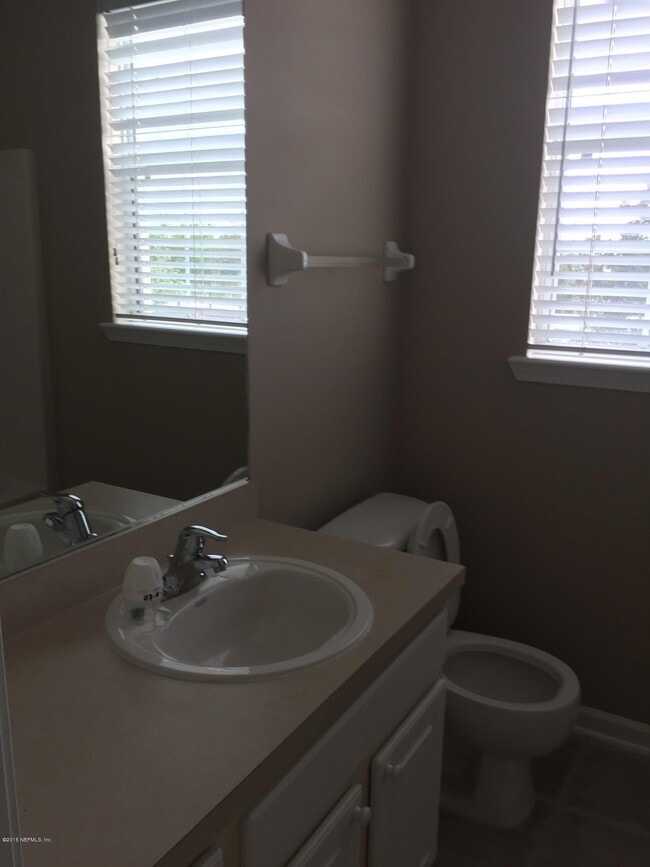 Building Photo - 7801 Point Meadows Dr