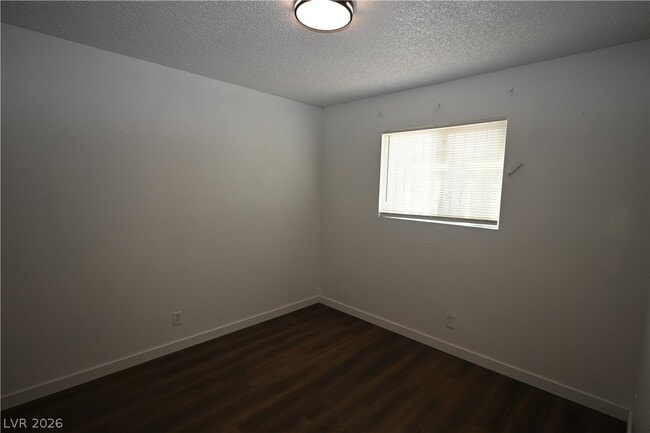 Building Photo - 2301 Stewart Ave