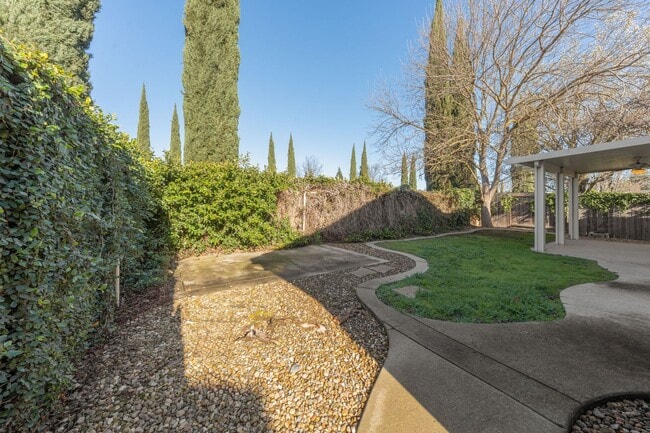 Building Photo - 2805 Tree Swallow Cir