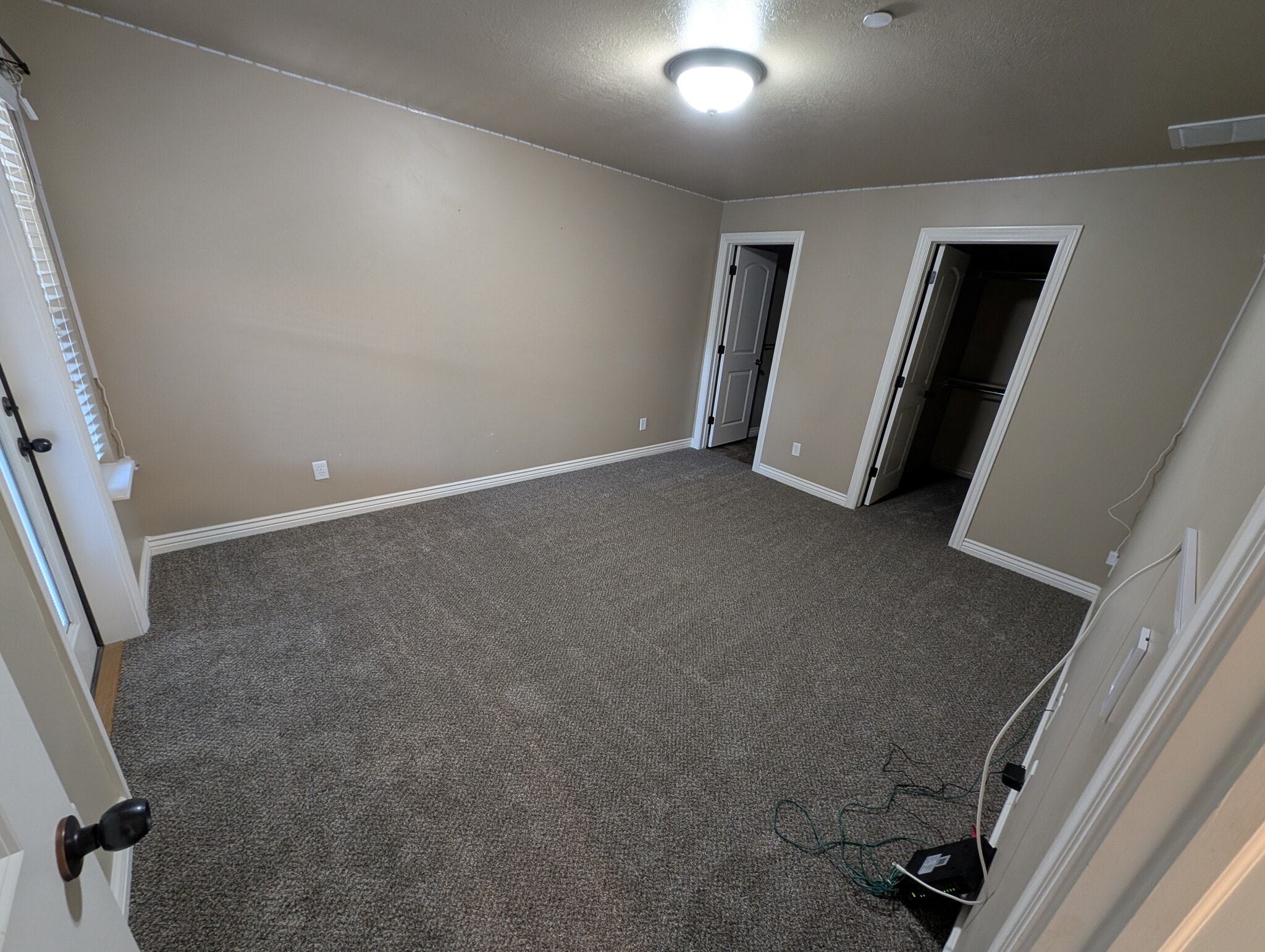 Master - 909 S Main St