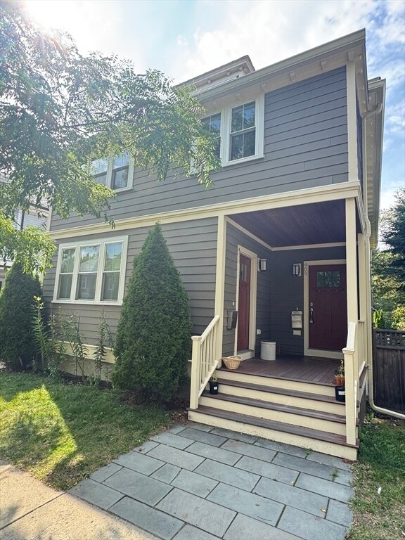 Primary Photo - 409-411 Walden St