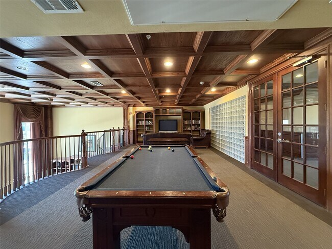 Building Photo - 7575 Kirby Dr