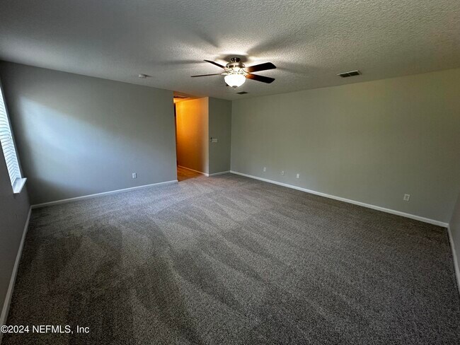 Building Photo - 12212 Angleterre Dr