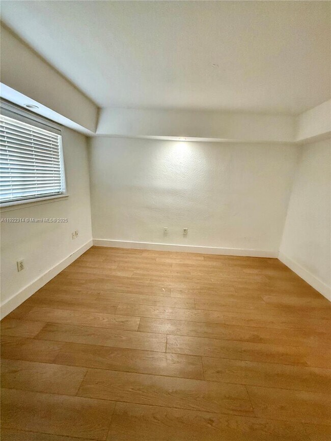 Building Photo - 3245 Virginia St