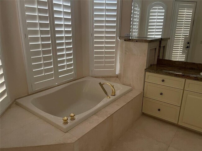 Building Photo - 7460 Park Springs Cir