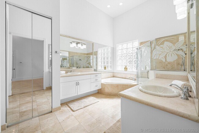 Building Photo - 6412 San Michel Way