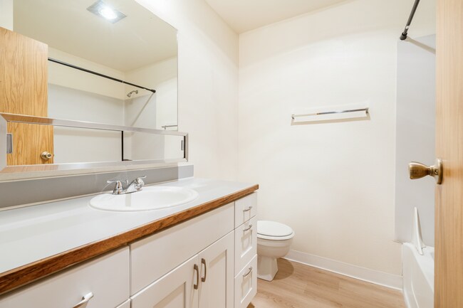 Interior Photo - Bridle Estates
