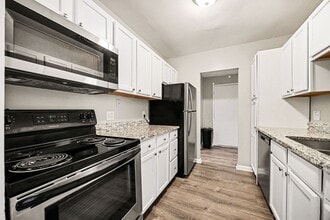 Building Photo - 3501 Section Rd