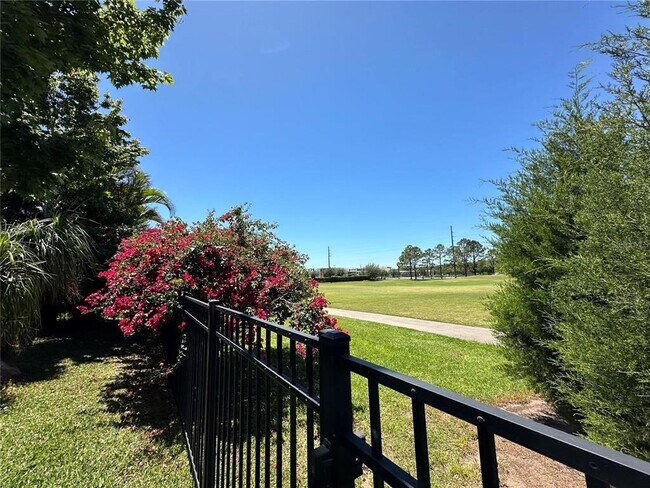 Building Photo - 8244 Prestbury Dr