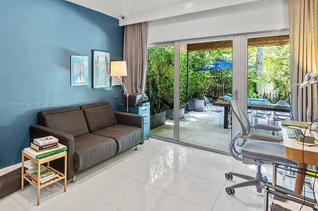 Building Photo - 570 NE 52nd Terrace