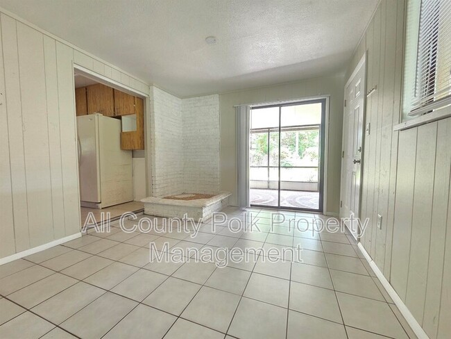 Building Photo - 2802 Geoffrey Dr