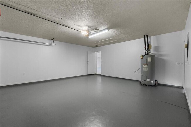 Building Photo - 508 Glade Ct