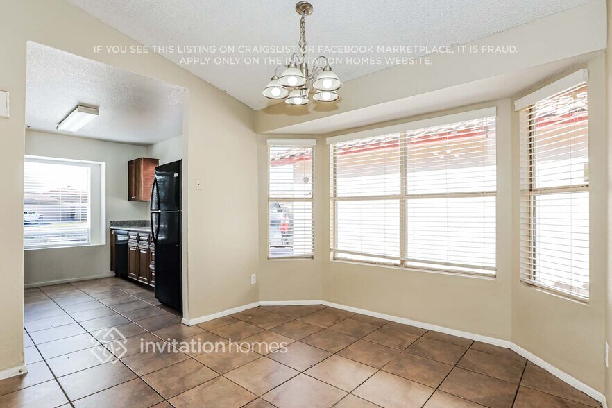 Building Photo - 4545 N 67th Ave