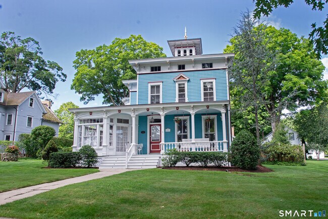 Building Photo - 139 Main St
