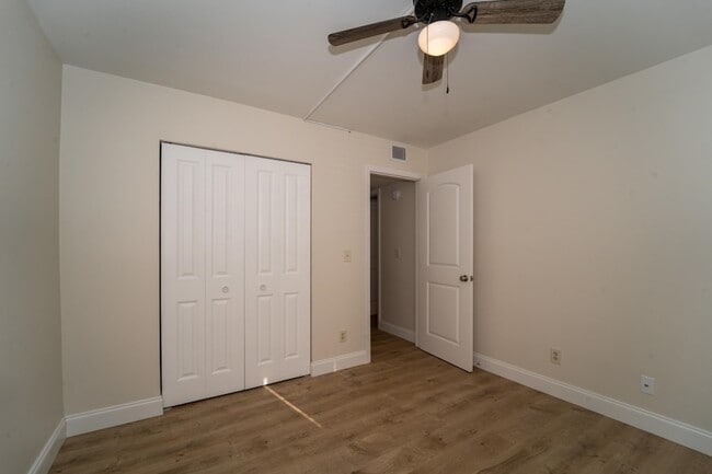 Building Photo - 21 Cristina Ct