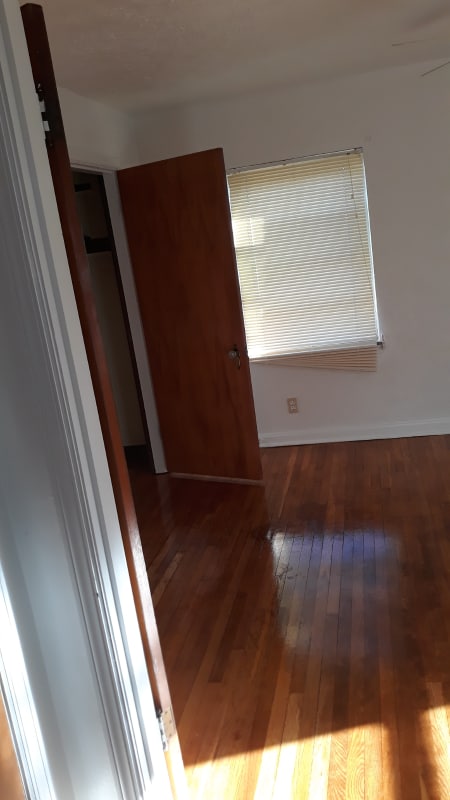 Building Photo - 3403 Hanna Ave