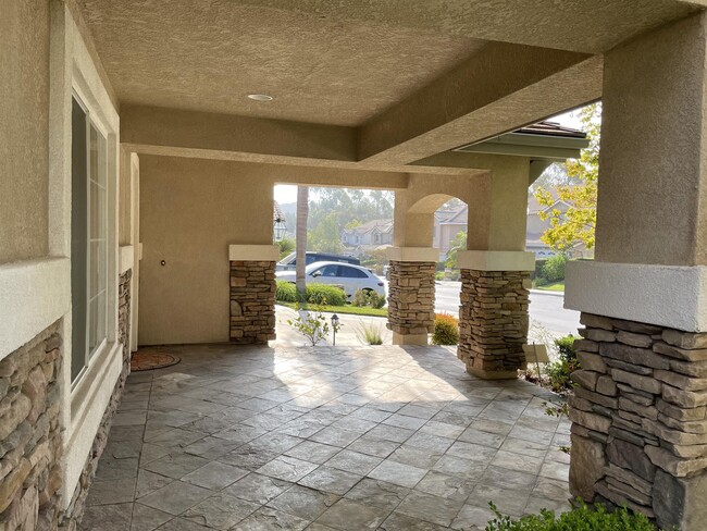 Building Photo - 1167 Innisfree Ct