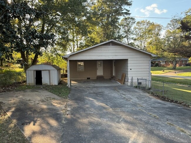 Building Photo - HOME FOR RENT IN ARAB, AL!