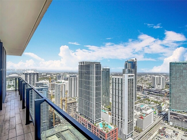 Building Photo - 398 NE 5th St