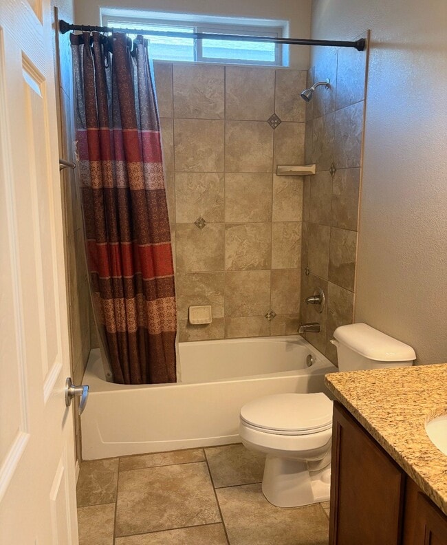Building Photo - 5247 Via del Cielo Ln