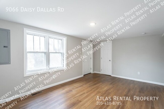 Building Photo - 9066 Daisy Dallas Rd