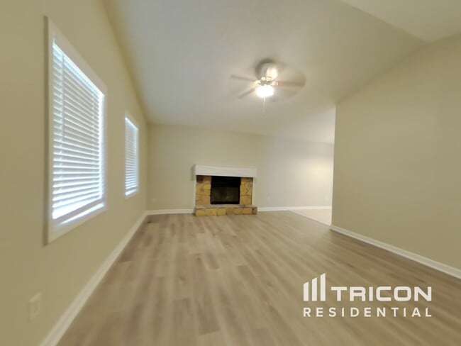 Building Photo - 6320 Holborne Ln