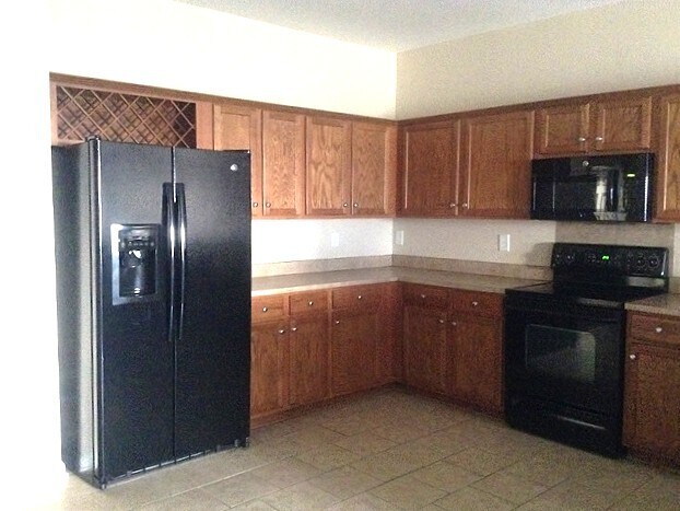 Building Photo - 5525 Stowe Derby Dr