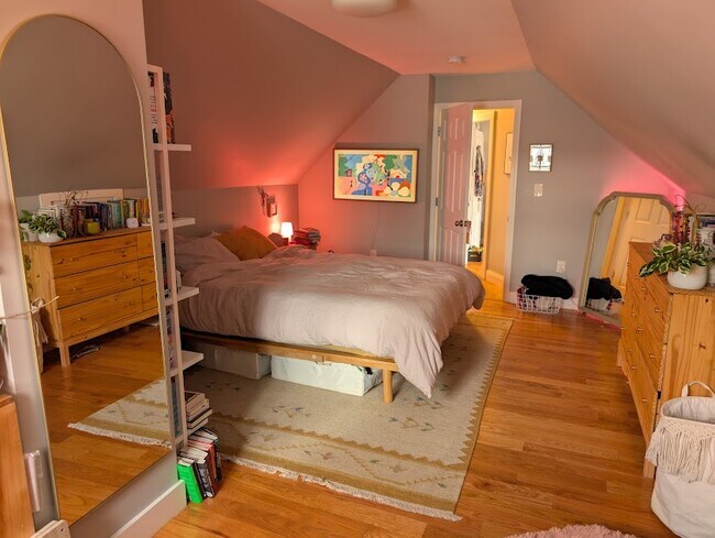 Building Photo - 11 Kearney St