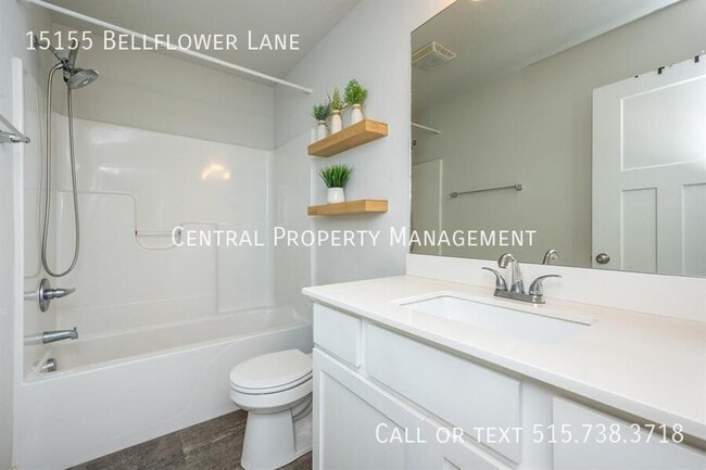 Building Photo - 15155 Bellflower Ln