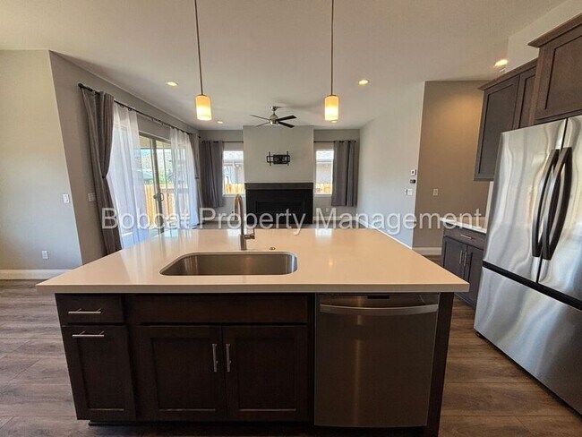 Building Photo - 3108 Cambria Lp