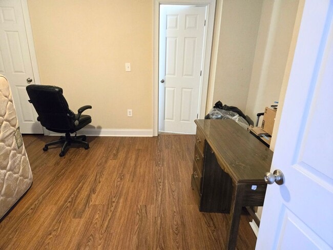 Building Photo - Eagles Landing 4 Bedroom/4 Bath condo Available for Fall 2026!!