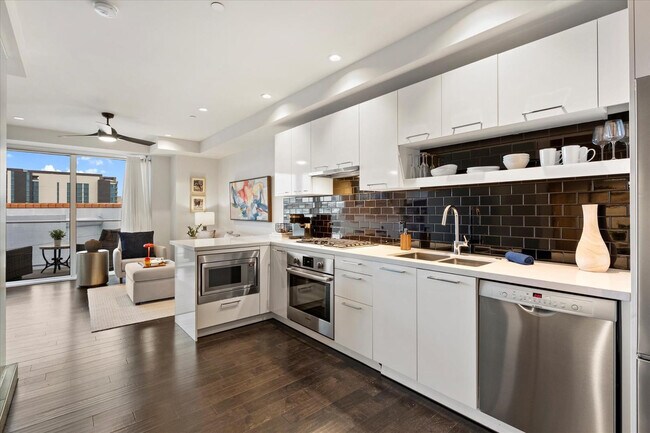 Building Photo - 4422 N 75th St