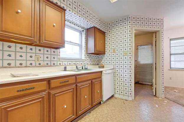Building Photo - 9126 Troulon Dr