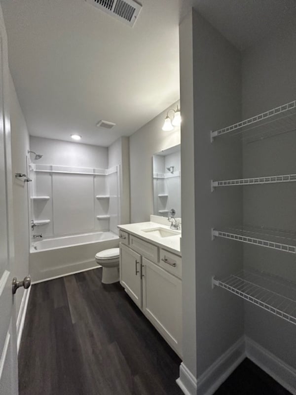 Building Photo - 23 Spg Pne Ct