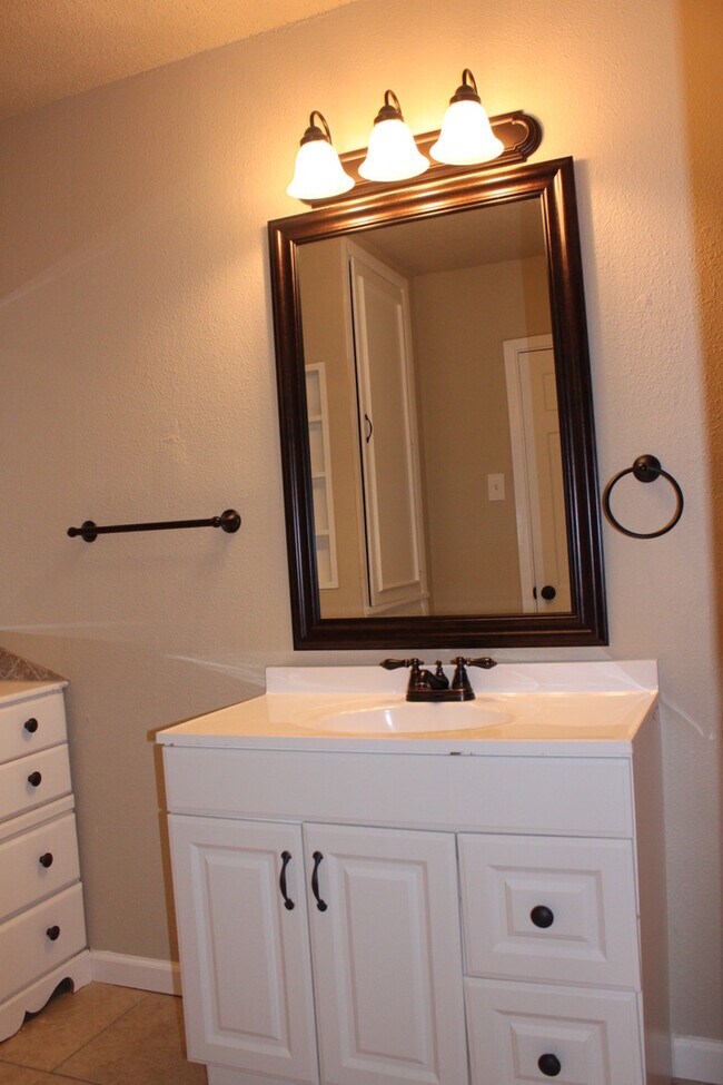 Building Photo - PRE -LEASING FOR AUGUST ! Spacious 4 Bedroom/2 Bath House