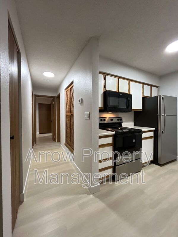 Building Photo - 2380 N 44th St