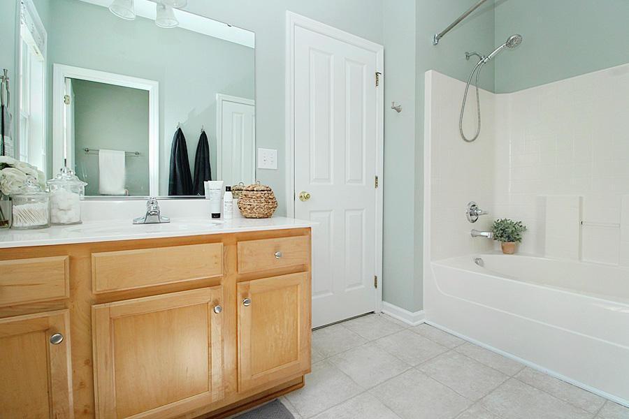 Building Photo - 111 Amaranth Ave